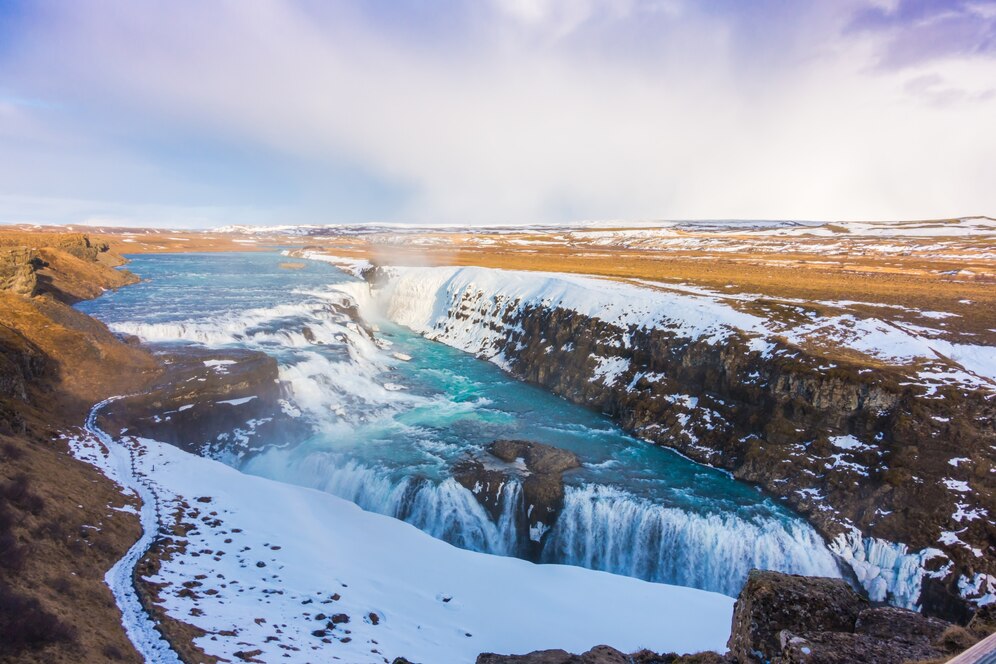 beautiful-famous-waterfall-iceland-winter-season_1232-4646